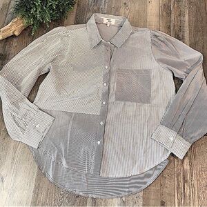 DIZZY LIZZY Pinstriped Long Sleeve Button Down Blouse So Fun & Detailed Size XL